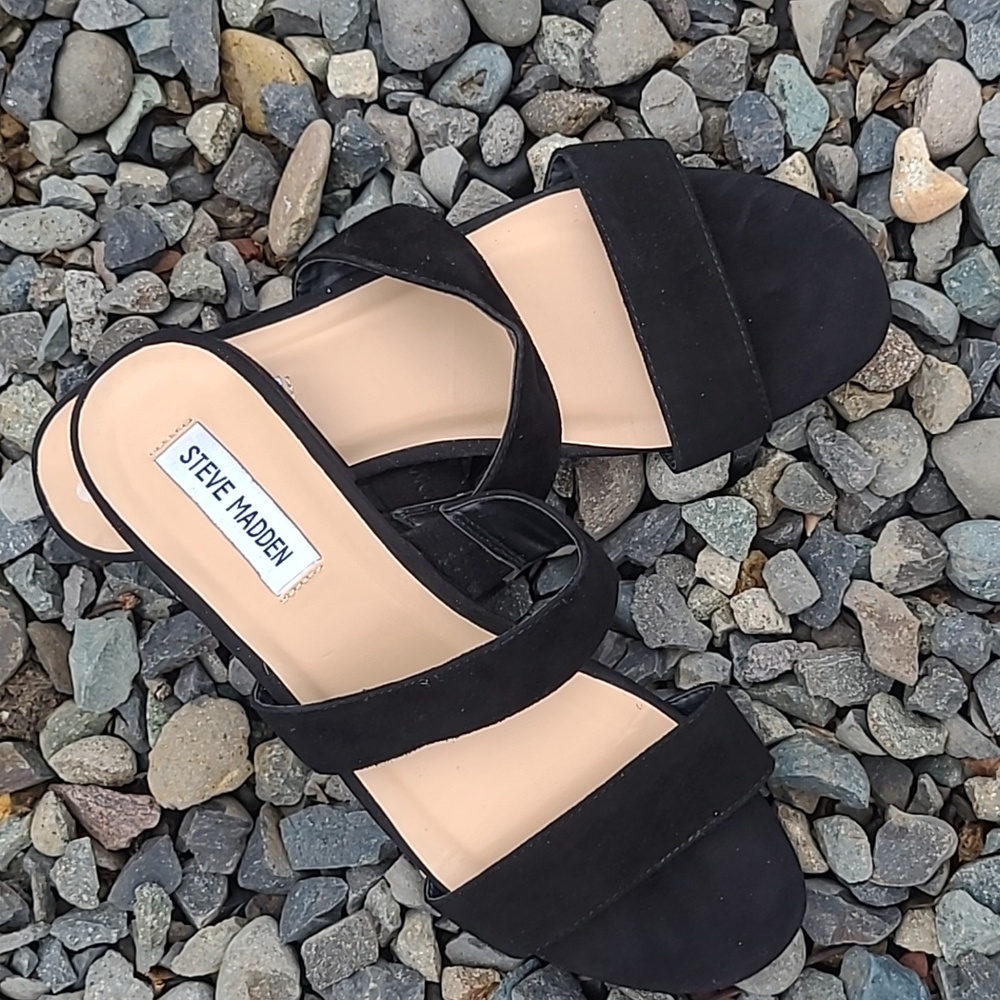 NWOT Beautiful Steve Madden Lacole Black Suede,Slip on Flat Sandal/Slide